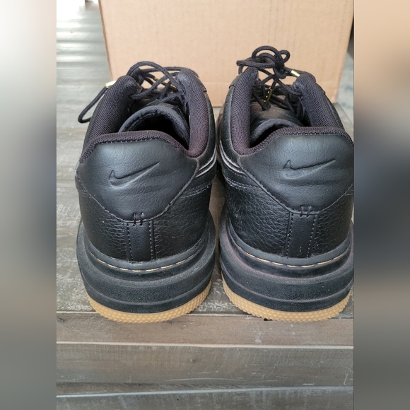 Nike Air Force 1 Luxe Black and Gold Size 10.5 - Picture 13 of 16